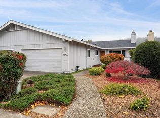 6550 Meadowridge Drive, Santa Rosa, CA 95409
