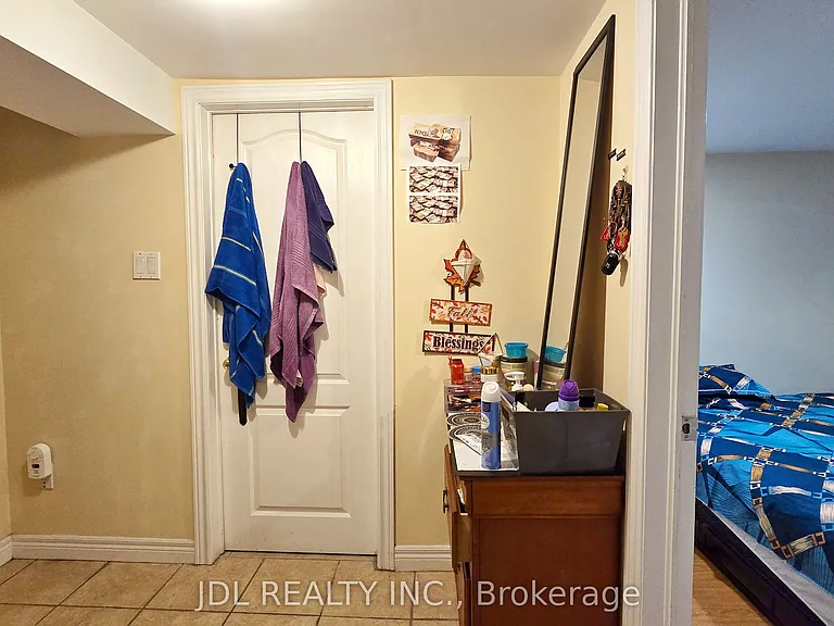 110 Church St S #BASEMENT — Photo 5