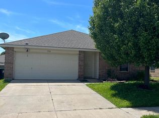 11928 Shine Ave, Rhome, TX 76078