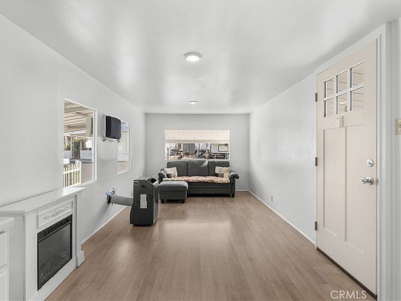 5th image of 12995 6th St Space 6