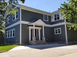 5521 Expressway Dr N, Holtsville, NY 11742