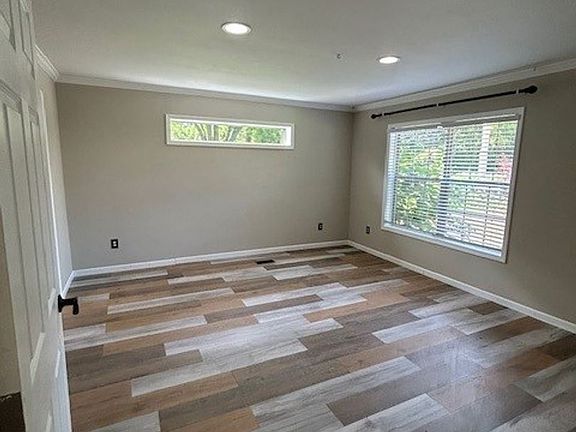 4th image of 5756A Benders Ferry Rd
