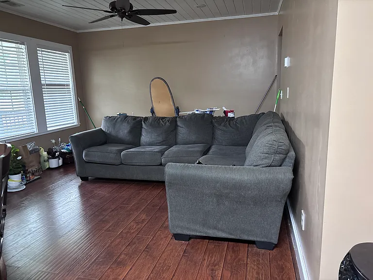 E Screven St — Photo 4