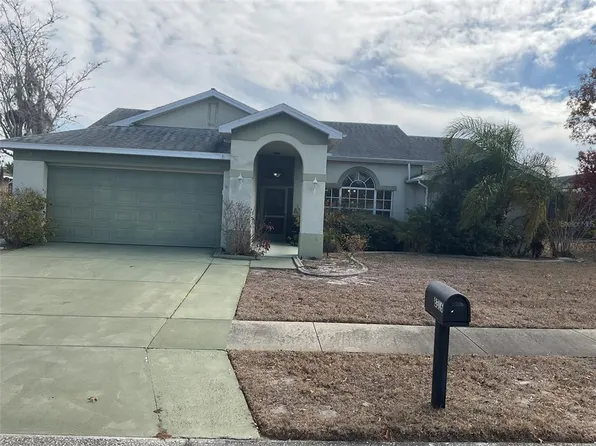 8316 Summerside Ln, Port Richey, FL 34668