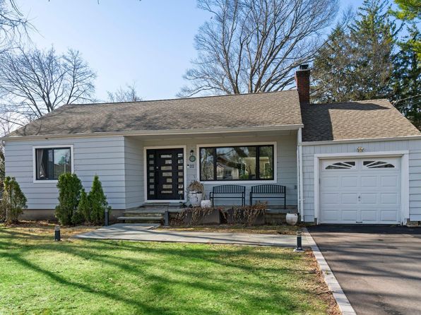 36 West Street, Northport, NY 11768