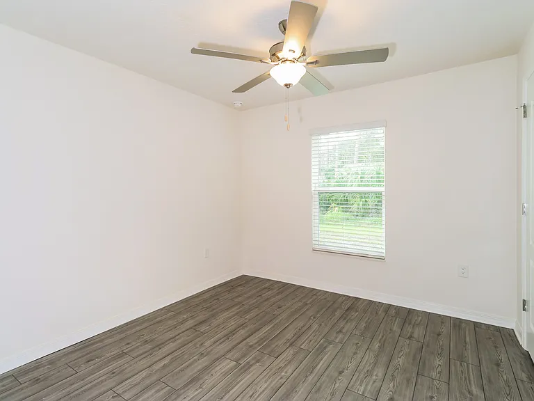250 Catalonia Ave NW — Photo 15