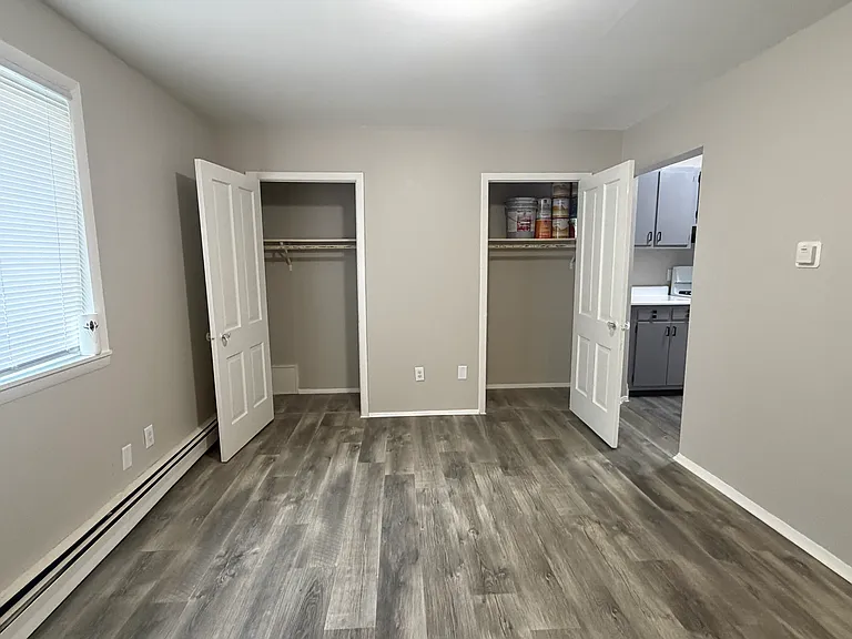 503 W Main St #D — Photo 4