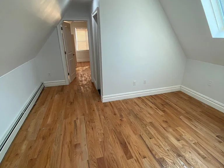 422 Saint Lawrence Ave #2 — Photo 9