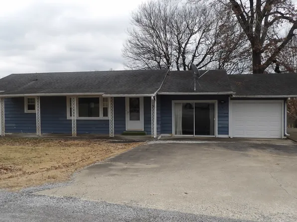 107 Charles St, Rosiclare, IL 62982