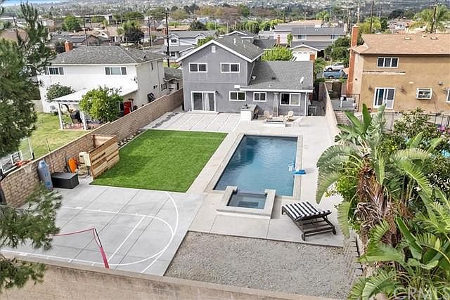 1st image of 2106 Barrywood Ave