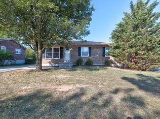 854 Harkins Dr, Winchester, KY 40391