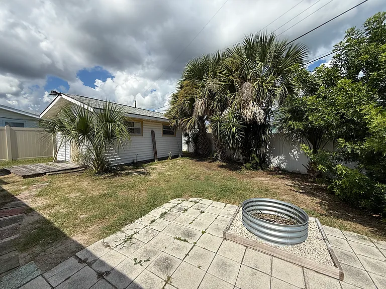 23 Hibiscus Dr — Photo 12