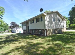 5950 Mount Everett Rd, Hubbard, OH 44425
