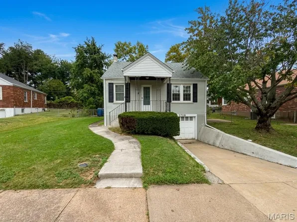 3708 Killarney Ct, Saint Louis, MO 63114