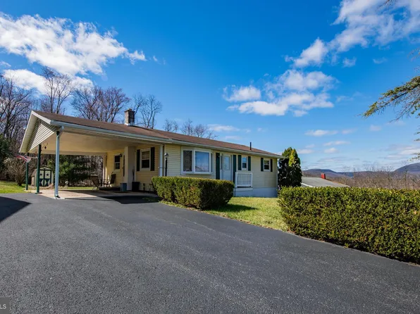 4 Greenwood Ave, Lock Haven, PA 17745