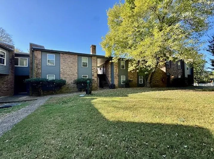 280 S Hill Ave #C-102 — Photo 2