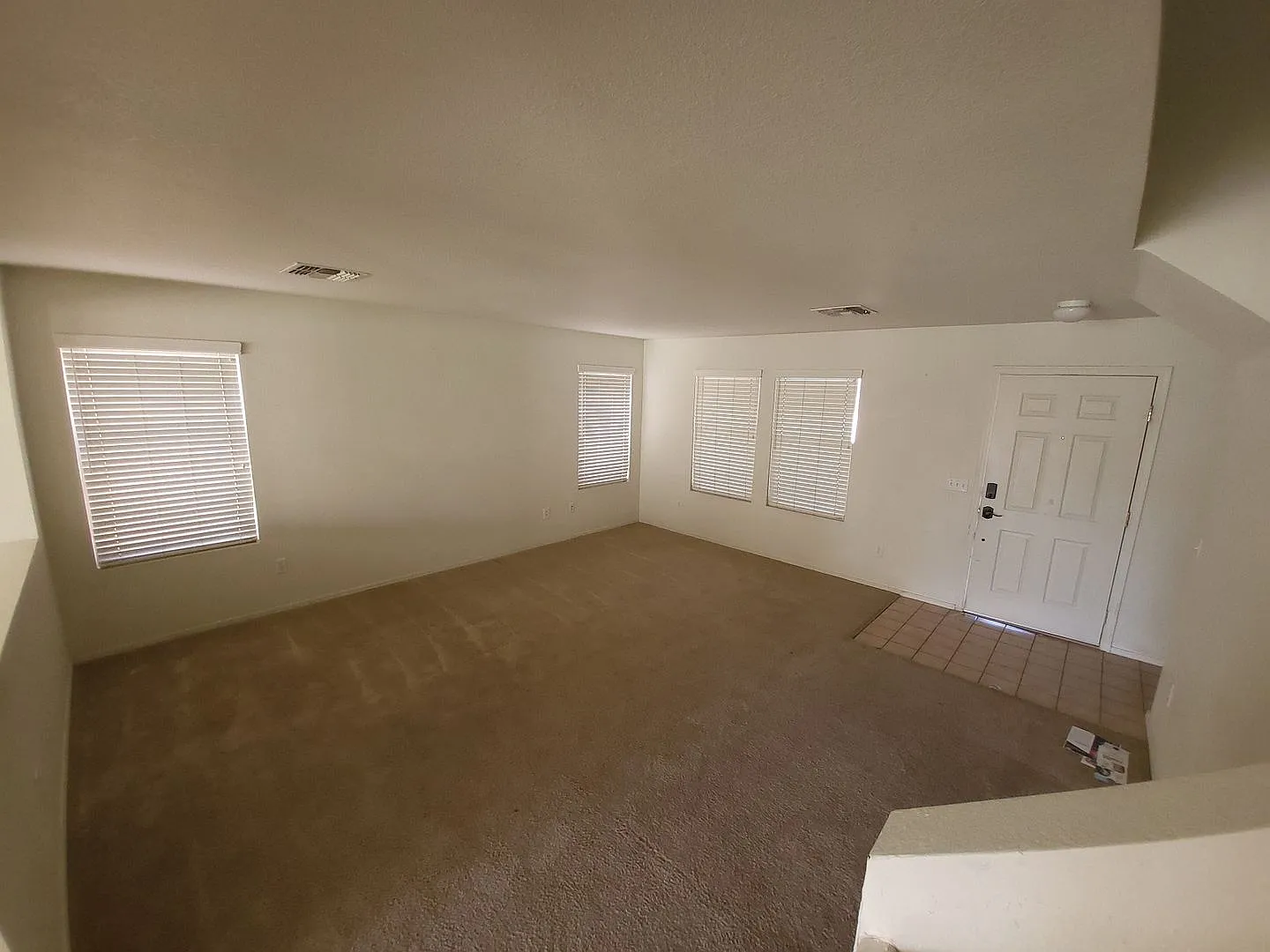 Spacious Home In Queen Creek! — Photo 2