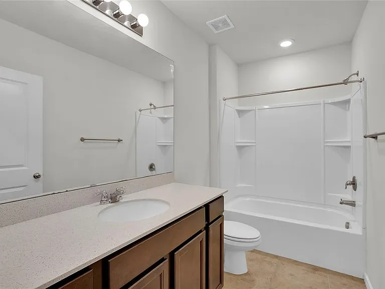 7425 Catania Loop — Photo 5