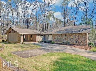 927 Long Rd, Toccoa, GA 30577