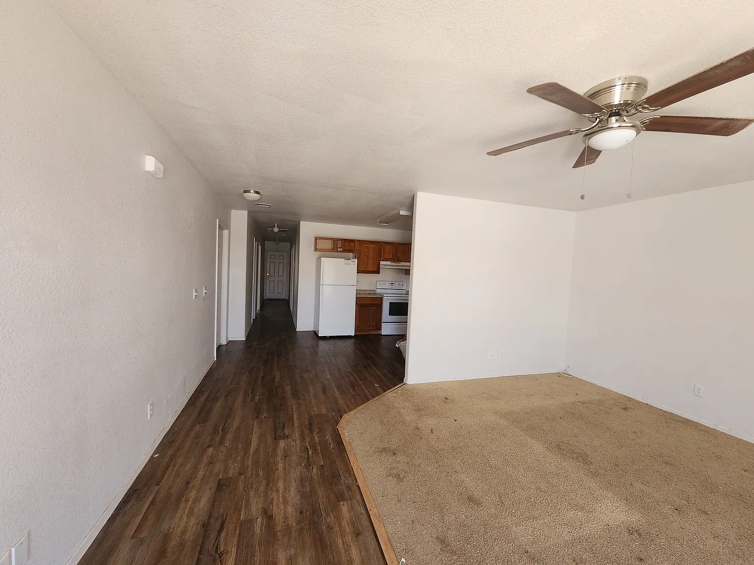 10880 W Carousel Dr, Arizona City, AZ 85123 Duplex — Photo 2