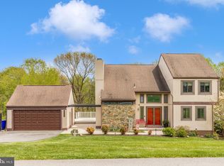 2733 Loch Haven Dr, Ijamsville, MD 21754