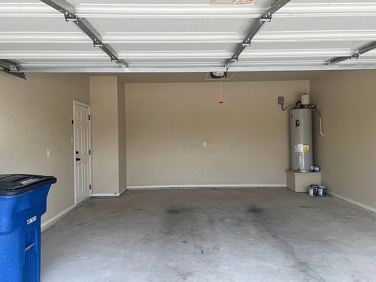 115 Stacy Ln — Photo 16