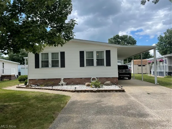 135 C St SW, Navarre, OH 44662