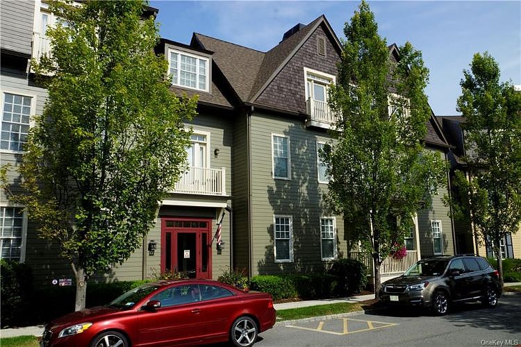 1st image of 15 Cropsey St APT 2C
