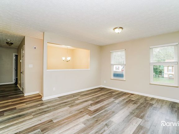 5th image of 2137 Summer Breeze Dr