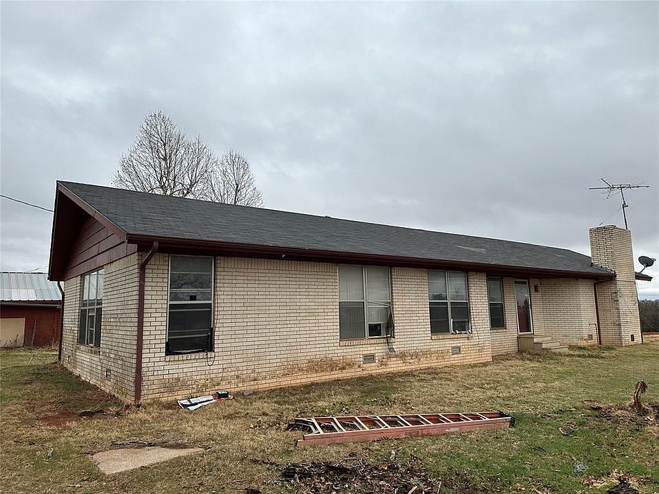 1st image of 2167 County Street 2988