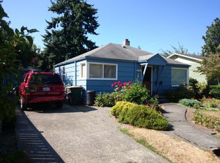 4919 SW Canada Dr, Seattle, WA 98136