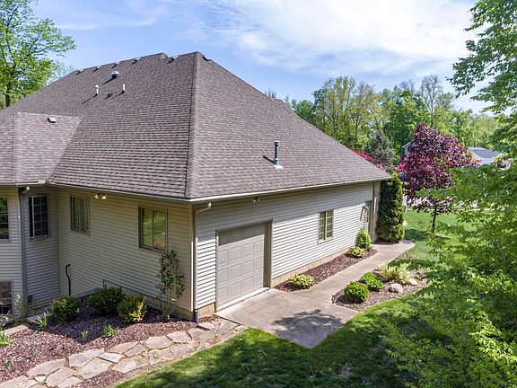 3rd image of 4294 Foxtail Cir