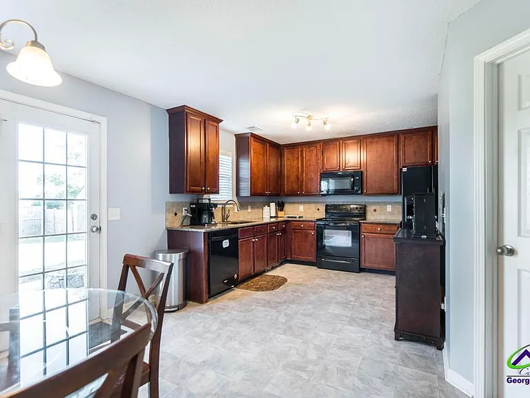 307 Timberwind Dr — Photo 11