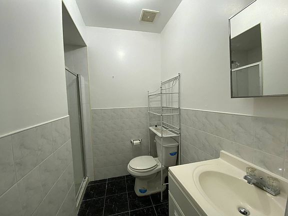 5th image of 110 Coursen Pl Floor 1F-1