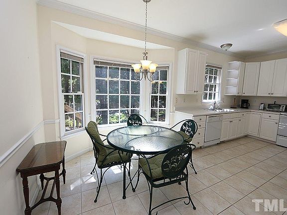 5th image of 3700 Sunningdale Way