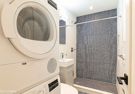 3rd image of 651 Prospect Pl #1