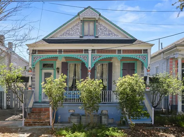 2816 Banks St, New Orleans, LA 70119