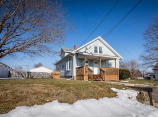 513 Maple St, Colona, IL 61241