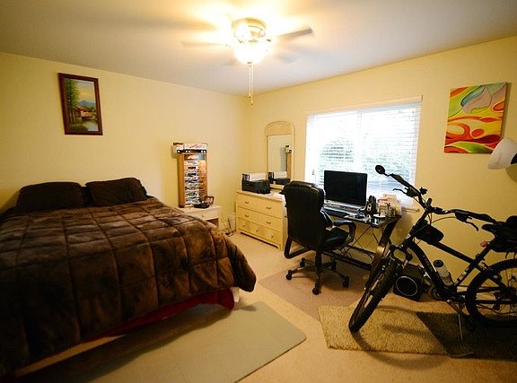 4th image of 1122 N Dale Ave APT 1J