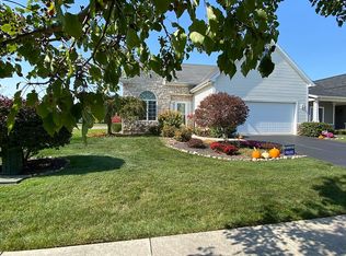 1820 Hidden Ridge Dr, Perrysburg, OH 43551