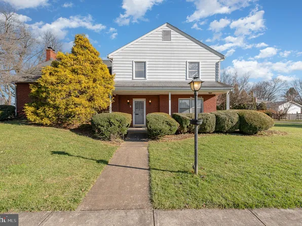 12 S West Ave, Shiremanstown, PA 17011