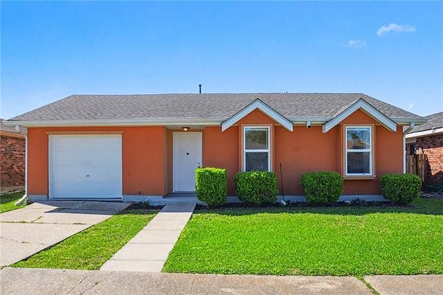 1st image of 2445 Taffy Dr #2445