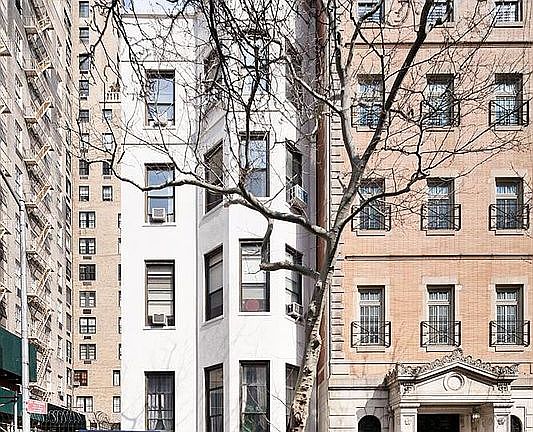 2nd image of 3 E 63rd St