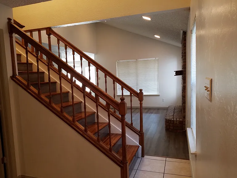1432 Palmnold Cir W — Photo 12