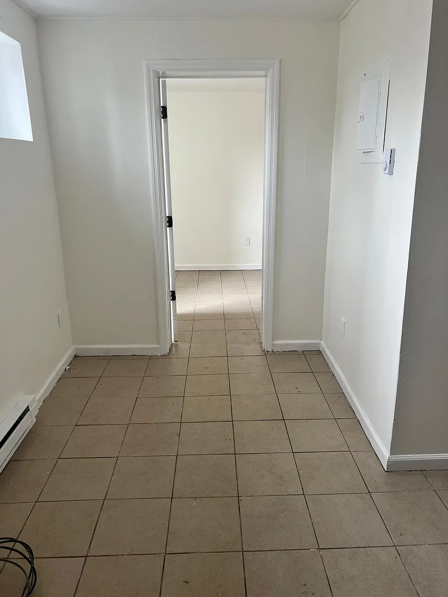 Building Photo - 15 Beaumont Estates Ln #5C