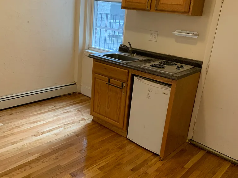 51 S Huntington Ave #203 — Photo 1
