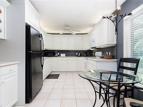 5th image of 103 Clubhouse Dr APT 253