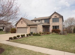 631 Indian Ridge Dr, Antioch, IL 60002
