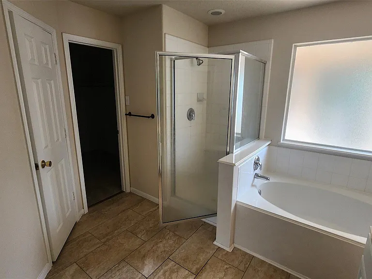 12311 Carriage Oak Cir — Photo 20
