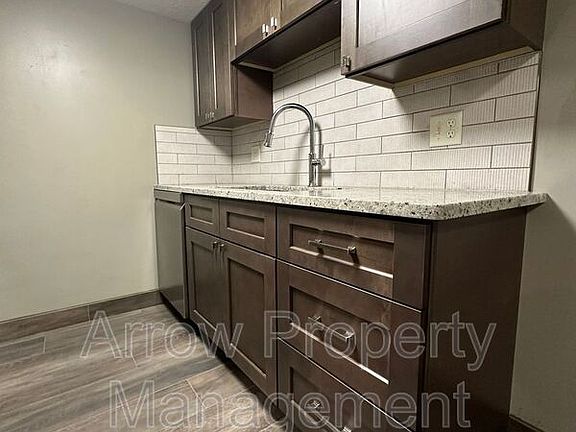 4th image of 341 S 27th St #2